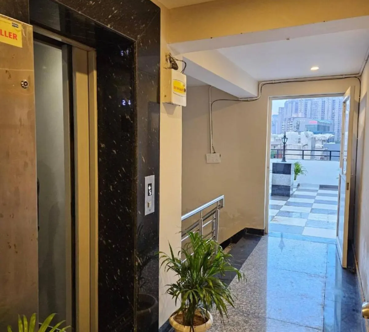 Liv Regalia Luxury 2Bhk Apartment - Golf Course Road Gurgáon